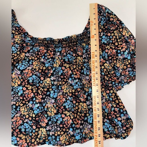 a.n.a. woman's ruched off shoulder floral‎ navy short sleeve flowy top size 2X - Picture 6 of 8